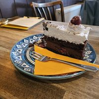 Schwarzwälder Kirsch Torte at Cafe Harvest in Vienna