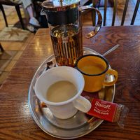  at Cafe Harvest in Vienna