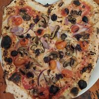 Vegana pizza at Siamo Napoli in San Diego