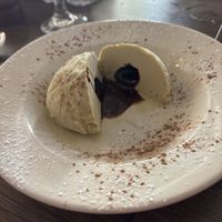   at Siamo Napoli in San Diego