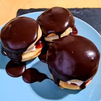 Cream Cakes at Loaf BnB in Berwick-upon-tweed