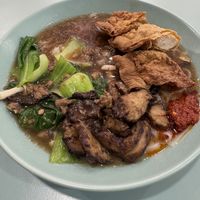 Roasted duck   at Veggie House 一芳 - HarbourFront in Central Singapore