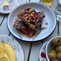 Spinat Quinoa Salat   at Elinaki Restaurant in Ulm