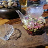flower tea at San Shan Shu Yan - 三山小筑素食茶餐厅 in Lanzhou