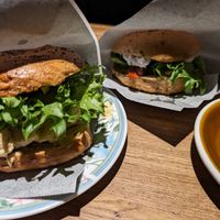 Caesar Salad Bagel und Avocado Bagel at Round Kamppi Café in Helsinki