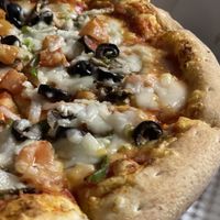 Close look. The dough is a bit sweet though ^^;  at Papa John's in Seoul