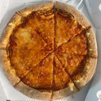 Uneven cutting😄  at Papa John's in Seoul