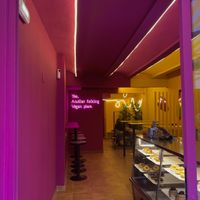   at Vonuts in Valencia