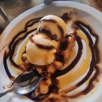 Waffle + Icecream at The Gardener's Arms in Oxford