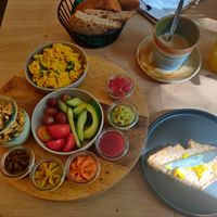 Frühstücksplatte Berta at Café Hin & Veg in Leipzig