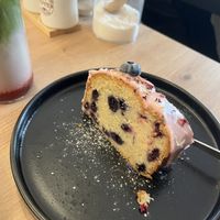 Zitrone-Blaubeer  at Café Hin & Veg in Leipzig