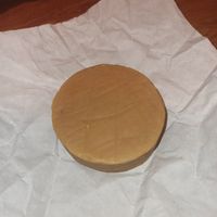 V'eden fumado at Muka Vegan Cheese in Lisbon