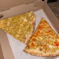 Hands down the best vegan pizza I have ever had!  #Veganuary at 3 Brothers Pizza Cafe in Farmingdale