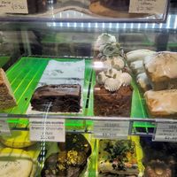 Vegan cakes at Café Área in Santiago