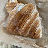 Plain Croissant   at O Melhor Croissant da Minha Rua in Sintra