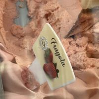 Vegan gelato insidee  at Essenza Dario e Anna - dal 1964 in Arezzo
