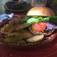 hamburger vegan with fries at Yerbabuena del Sisal in Valladolid