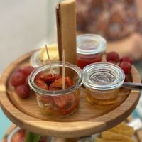 Veganes Etagere (für 2 Personen)  at Bela Loko Café & Genuss in Baden