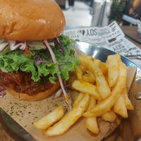 Frued Korean chili meat sandwich at SUN BERNO - Chun Dazhi Store - 光焙若蔬食 春大直門市 in Taipei