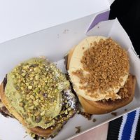 Pistachio cinnamon bun & Biscoff cinnamon bun  at Have A Roll  in Amsterdam