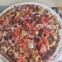 vegan pizza with olives instead of pepper at Maistro - Μαίστρο in Corfu