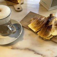 Ham and Cheese and Latte Machiatto   at O Melhor Croissant da Minha Rua - Alameda in Lisbon