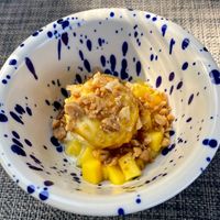 Menu 6-9-2026: Mango, karamel van passievrucht, kokosijs, pinda at Eethuis Lamoen in Landegem