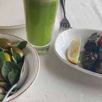 Vines leaves, mint lemonade and local olives at Lebanese House Um Khalil in Jerash