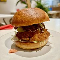 Burger „Free The Bird“ ⭐️⭐️⭐️⭐️⭐️  at BEKIND. in Zagreb
