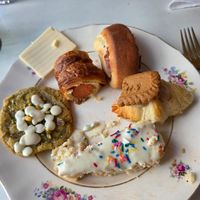 Café da manhã de hotel at Ciganando Croissanterie in Sao Paulo