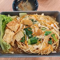Crispy Noodles at Red Apple - 紅蘋果素食 Marsiling in North Singapore