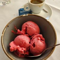 Himbeer Sorbet at Brasserie ZUR SIM in Trier