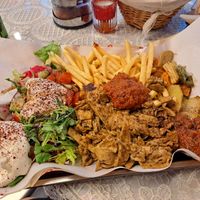 Kebab Teller at doen doen® kebap in Berlin