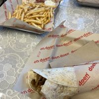 Fries and diner  at doen doen® kebap in Berlin