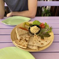 Naan bread with hummus at Artha in Porec