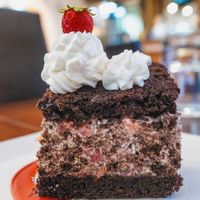 The Dinner was once more a very good compensation for the Parenzana bicycle ride. And the "Cake of the Day" Dessert made it perfect. at Artha in Porec