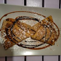 Crepes con cioccolato, granella e caramello at Artha in Porec