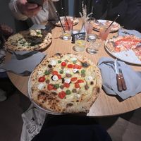 Vegan pizzaaaaaa  at Napo in Graz