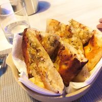 Focaccia all'aglio at Ca La Mora Italian Restaurant in Barao De Sao Joao