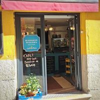 Entrada al obrador at El Obrador de la Paka in Madrid