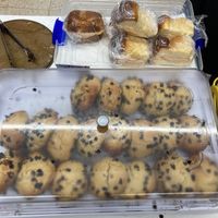 Vegan doowaps (Madrid Vegan market) at El Obrador de la Paka in Madrid