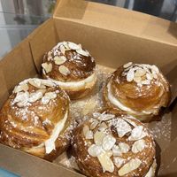 rosconobes navideños!  at El Obrador de la Paka in Madrid