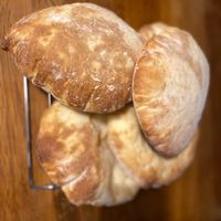 Pitta breads
 at Koyasan Space in Wakayama