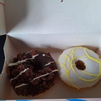 Schoggi Brownie & Elder at Bakery Bakery - Basel SBB in Basel