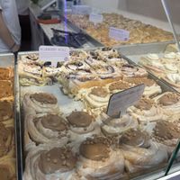 Vegan blueberry in the back. This one is always delicious   at Cinnamood in Oberhausen