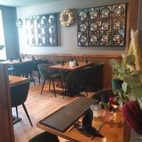 Inside at Jadevie Cuisine in Rosenheim