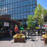  at Bubbie's in Arlington