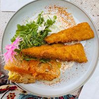 Steak de chou-fleur

Tofu croustillant, salsa de jalapeños, crème sure végane, coriandre at Les Mauvaises Herbes in Quebec