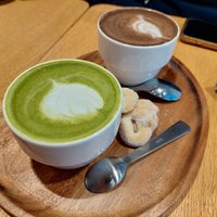 Matcha latté and Hojicha both with almond milk at MUTO in Madrid