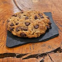 Chocolate chip cookie at Café Vida in La Paz
